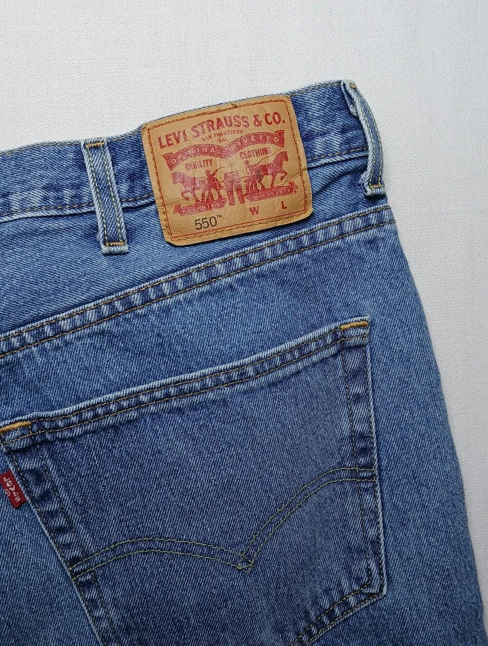 Levi's 550 Mens Relaxed Fit Jeans 44X30 Medium Wash Denim